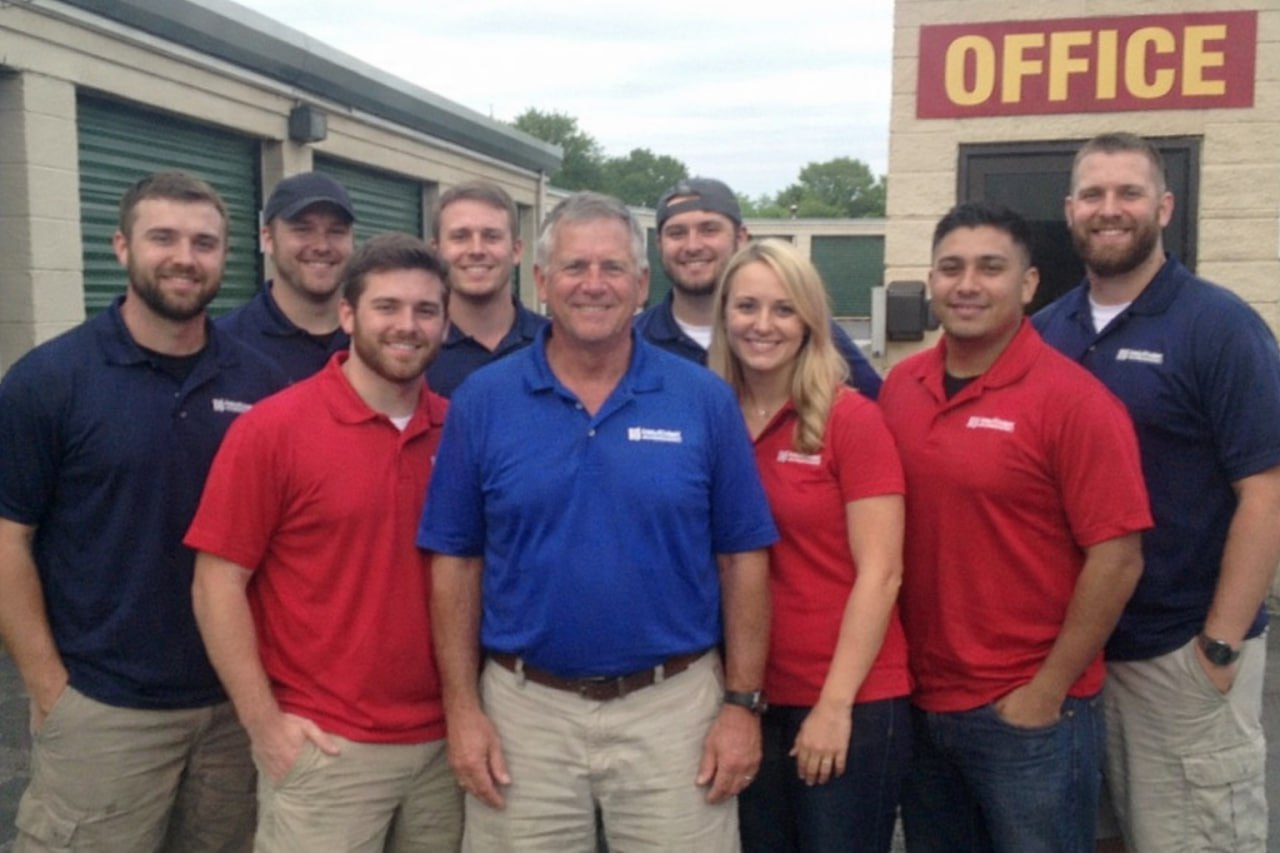 Water damage restoration professionals in Sacramento, CA